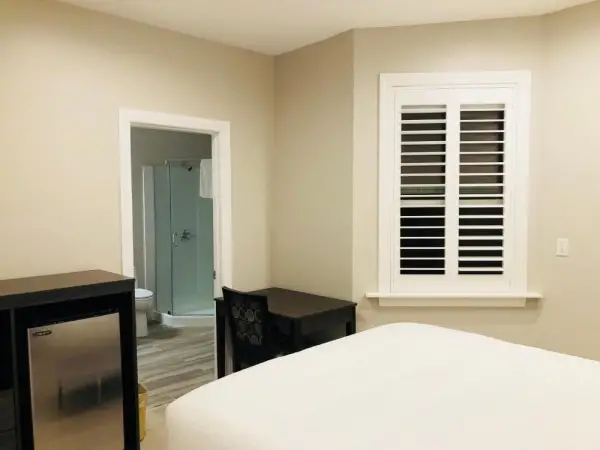 Bay Hotel 7